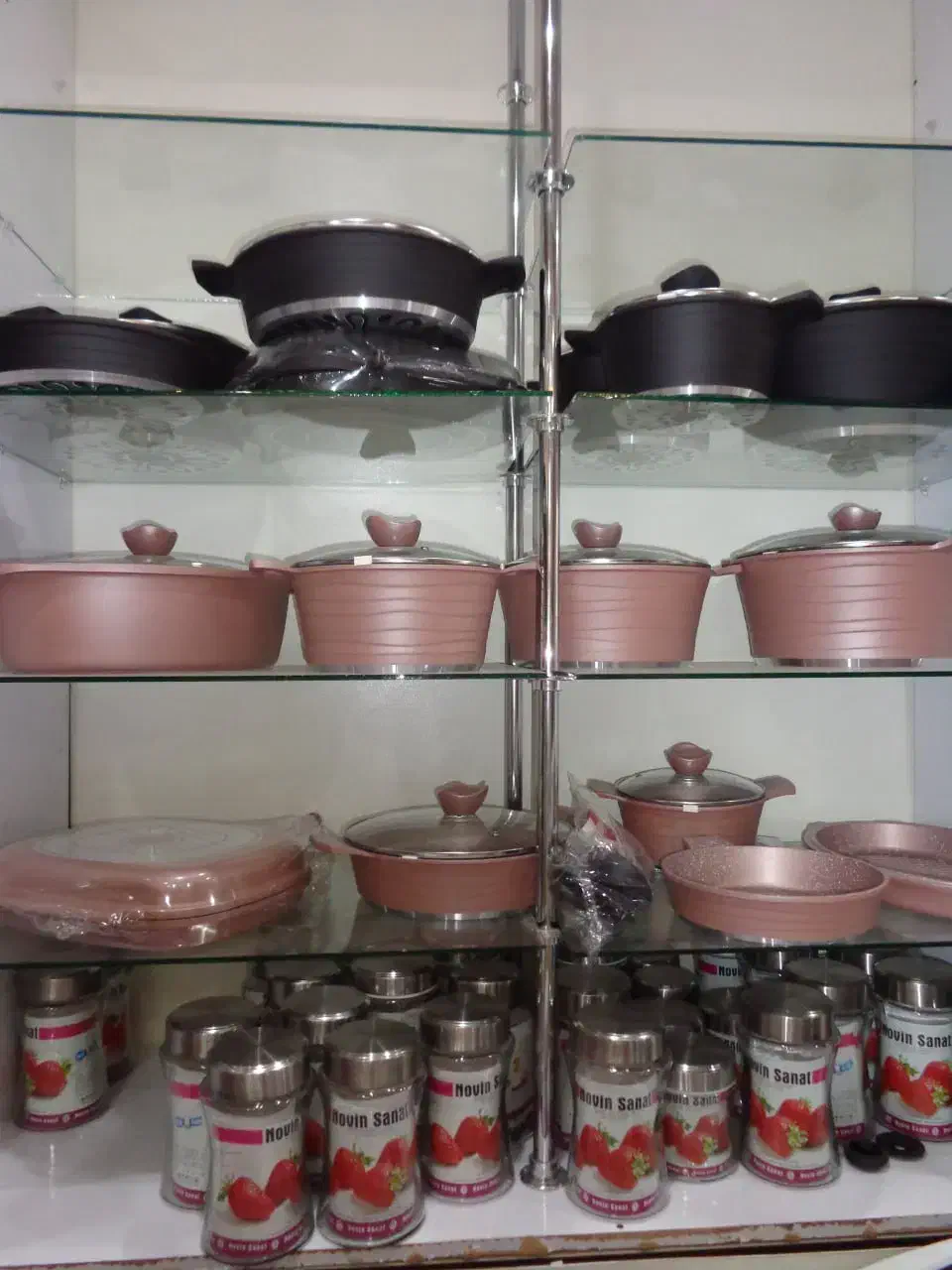 سرویس های پخت و پز|ظروف پختوپز|میبد, |دیوار