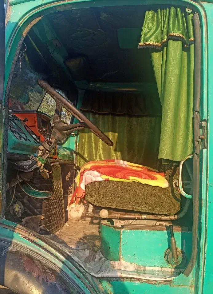 فروش جرثقیل کفی بنز ۱۱۱۳ مدل ۱۹۸۱|خودرو سنگین|اهواز, دانشگاه چمران|دیوار