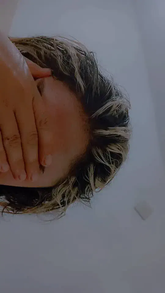 رنگ ومش|خدمات آرایشگری و زیبایی|دوگنبدان, |دیوار