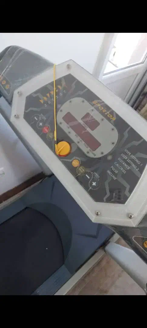 تردمیل اصل تایوان|تجهیزات ورزشی|رودهن, |دیوار