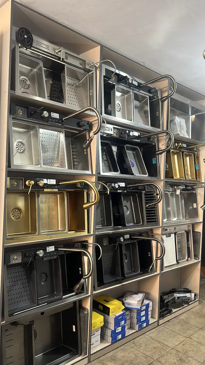 بازاریاب تلفنی فروش حضوری|استخدام بازاریابی و فروش|تهران, استقلال|دیوار