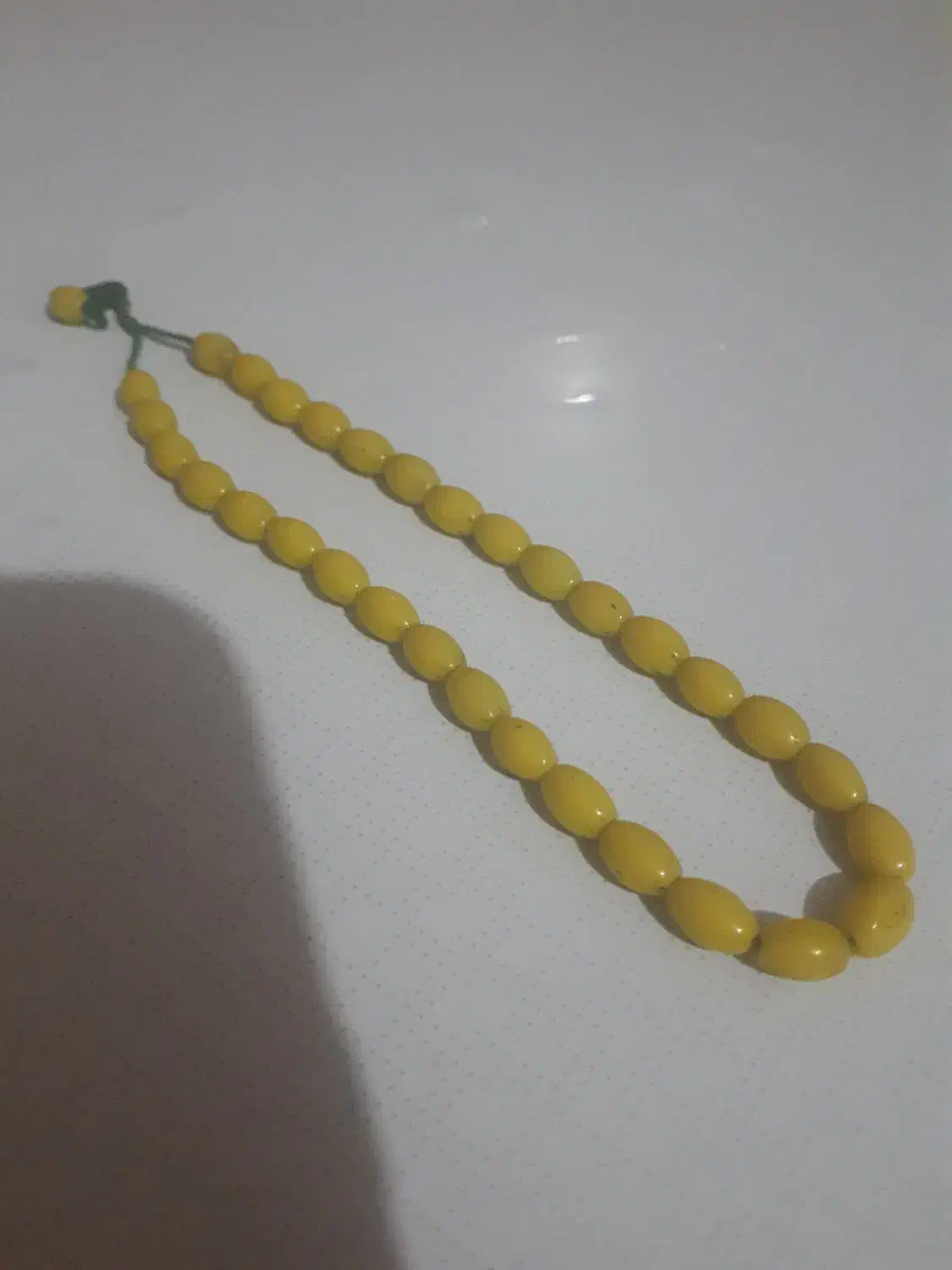 تسبیح کهربای عتیغه و اصل|کلکسیون اشیاء عتیقه|شیراز, کفترک|دیوار