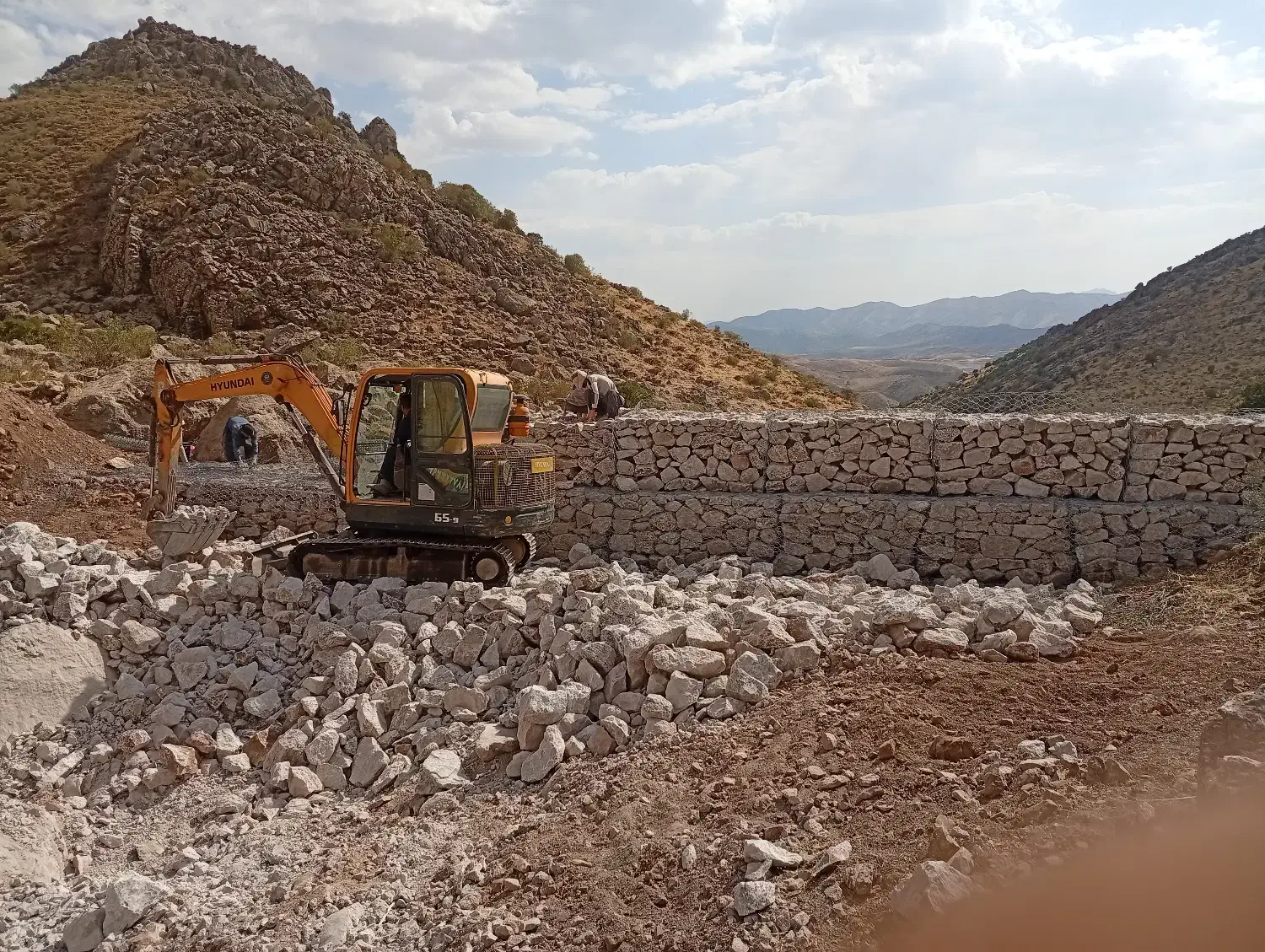 مینی بیل هیوندا زنجیرژ|یخچال و فریزر|جوانرود, |دیوار