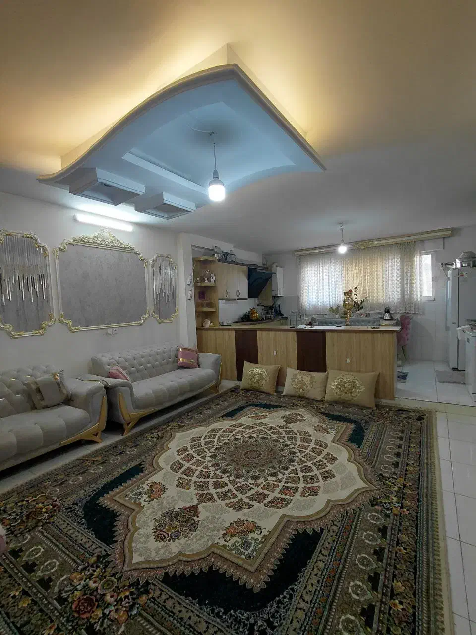 ۸۶ متر بلوار کریمی شیشه چی پارکینگ بی مزاحم|فروش آپارتمان|مشهد, شهید مطهری|دیوار