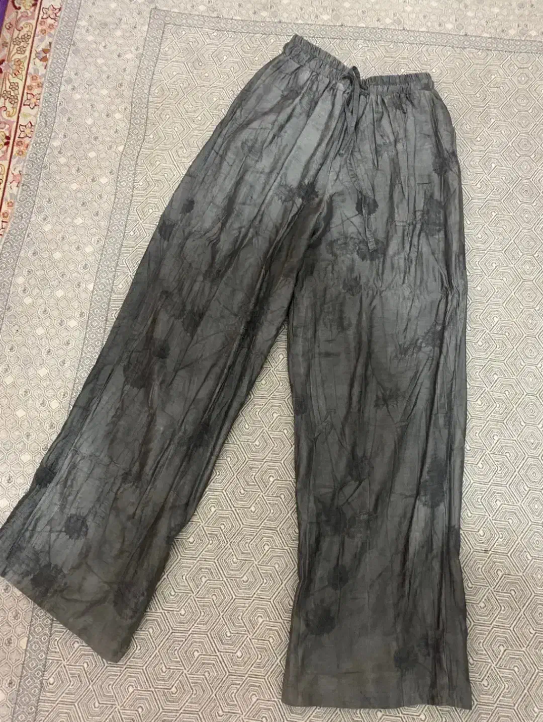 لباس خونگی|لباس|کرمانشاه, |دیوار