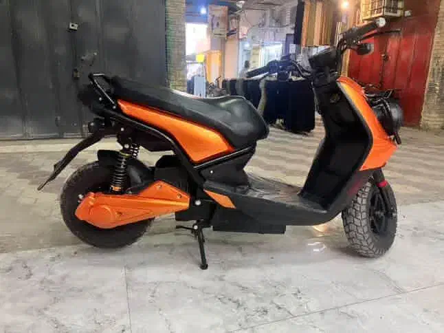 موتور برقی شارژی تمیز با قیمت هشتاد میلیون ...|موتورسیکلت|بندر گناوه, |دیوار