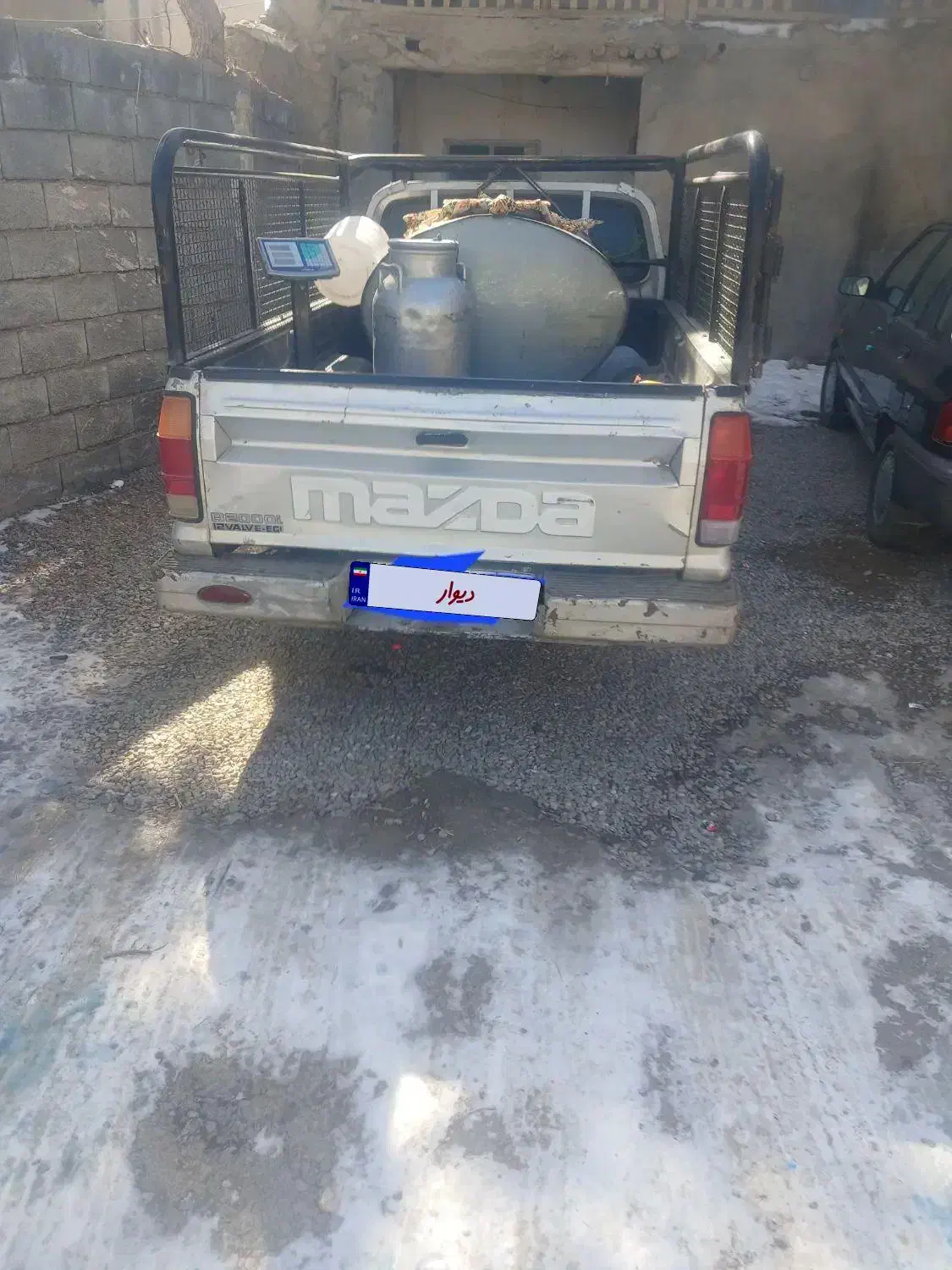 مزدا ۲۰۰۰|خودرو سواری و وانت|ملایر, |دیوار