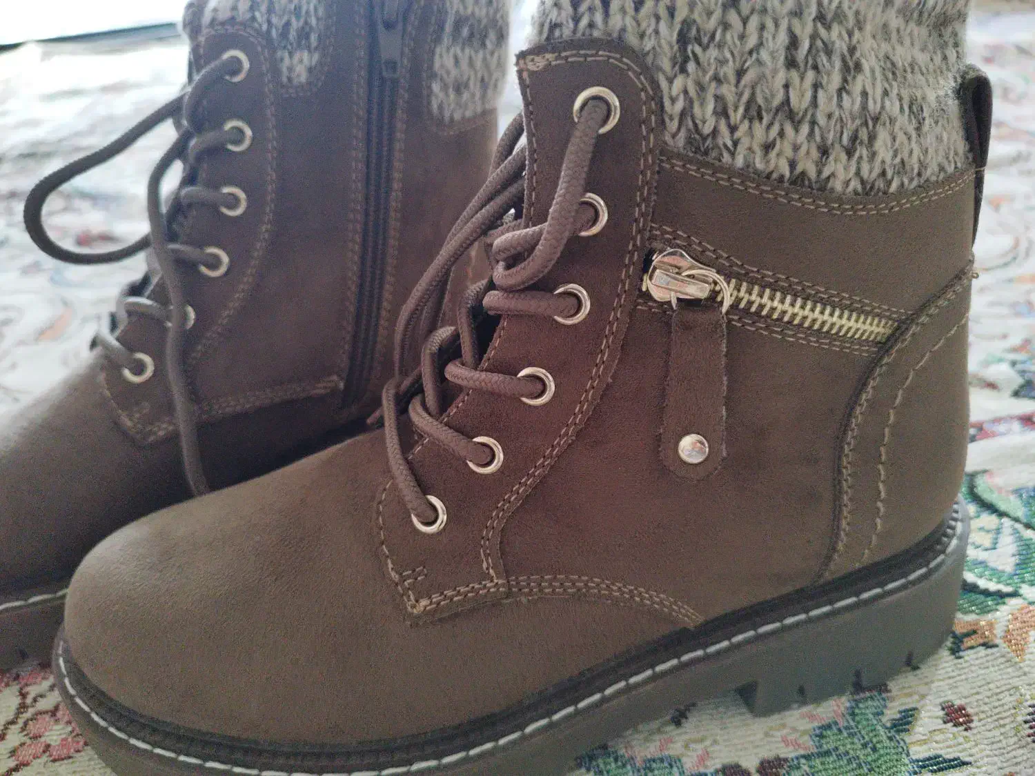 نیم پوت نونو|کیف، کفش، کمربند|خان ببین, |دیوار