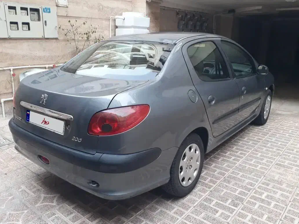 پژو ۲۰۶ صندوق دار اس دی|خودرو سواری و وانت|تهران, هفده شهریور|دیوار