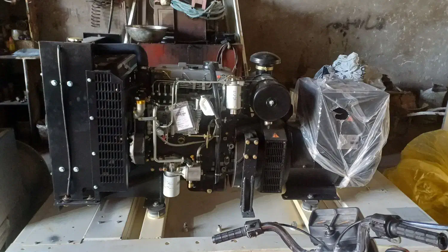 ژنراتور|ماشین‌آلات صنعتی|شیراز, محراب|دیوار