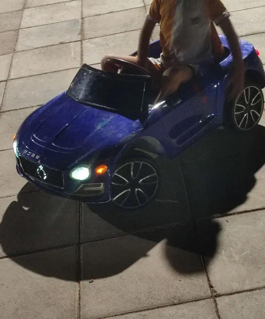 ماشین شارژی|اسباب‌بازی بچه|اسفراین, |دیوار