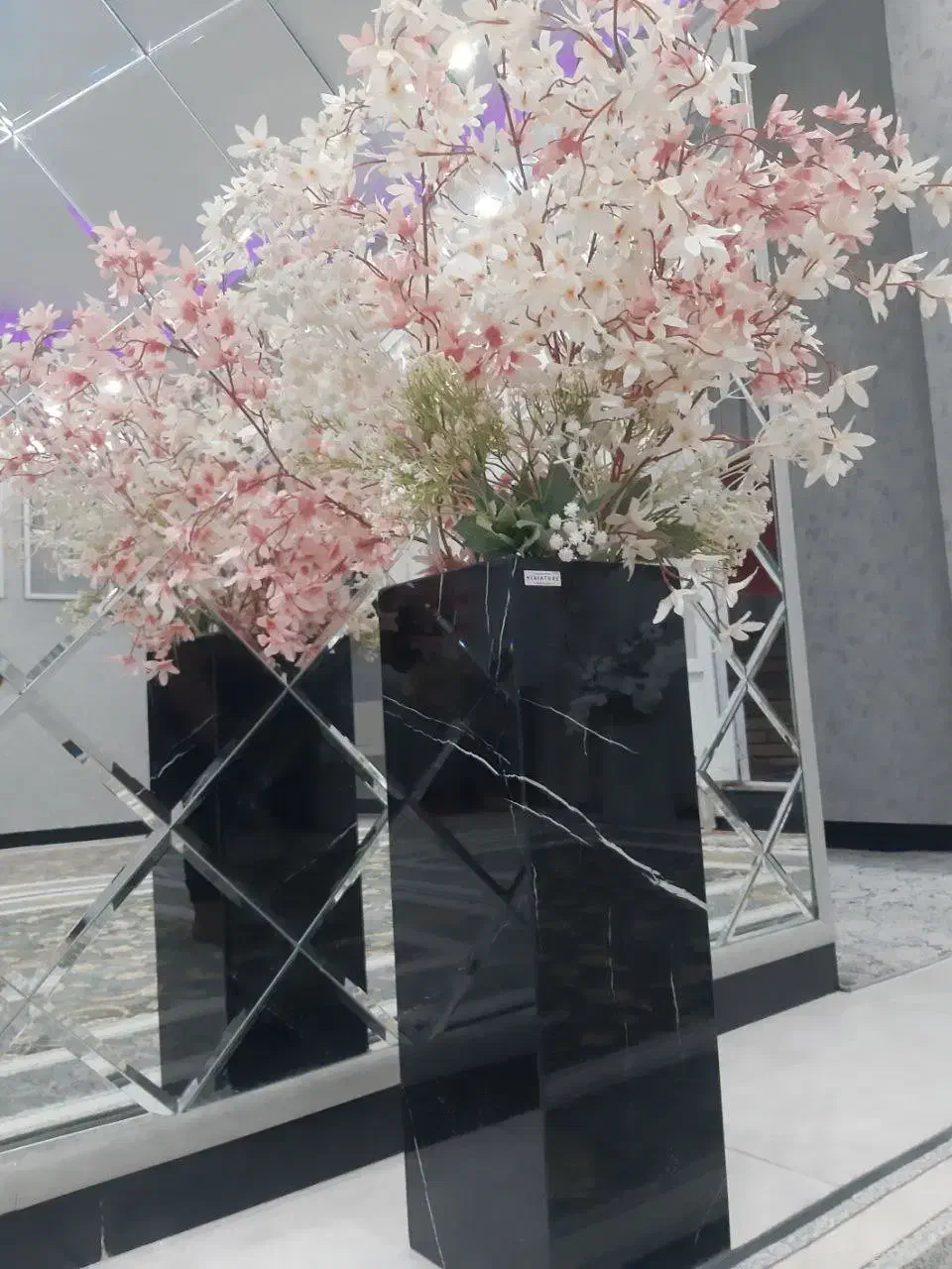 گلدان شیک و زیبا|صنایع دستی و سایر لوازم تزئینی|کرمانشاه, |دیوار