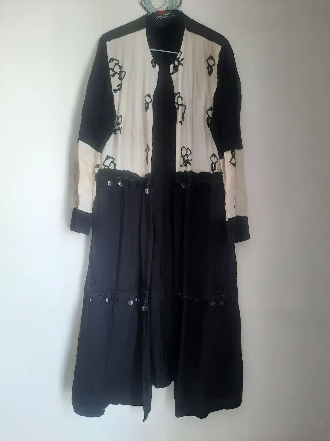 مانتو|لباس|کرمانشاه, |دیوار