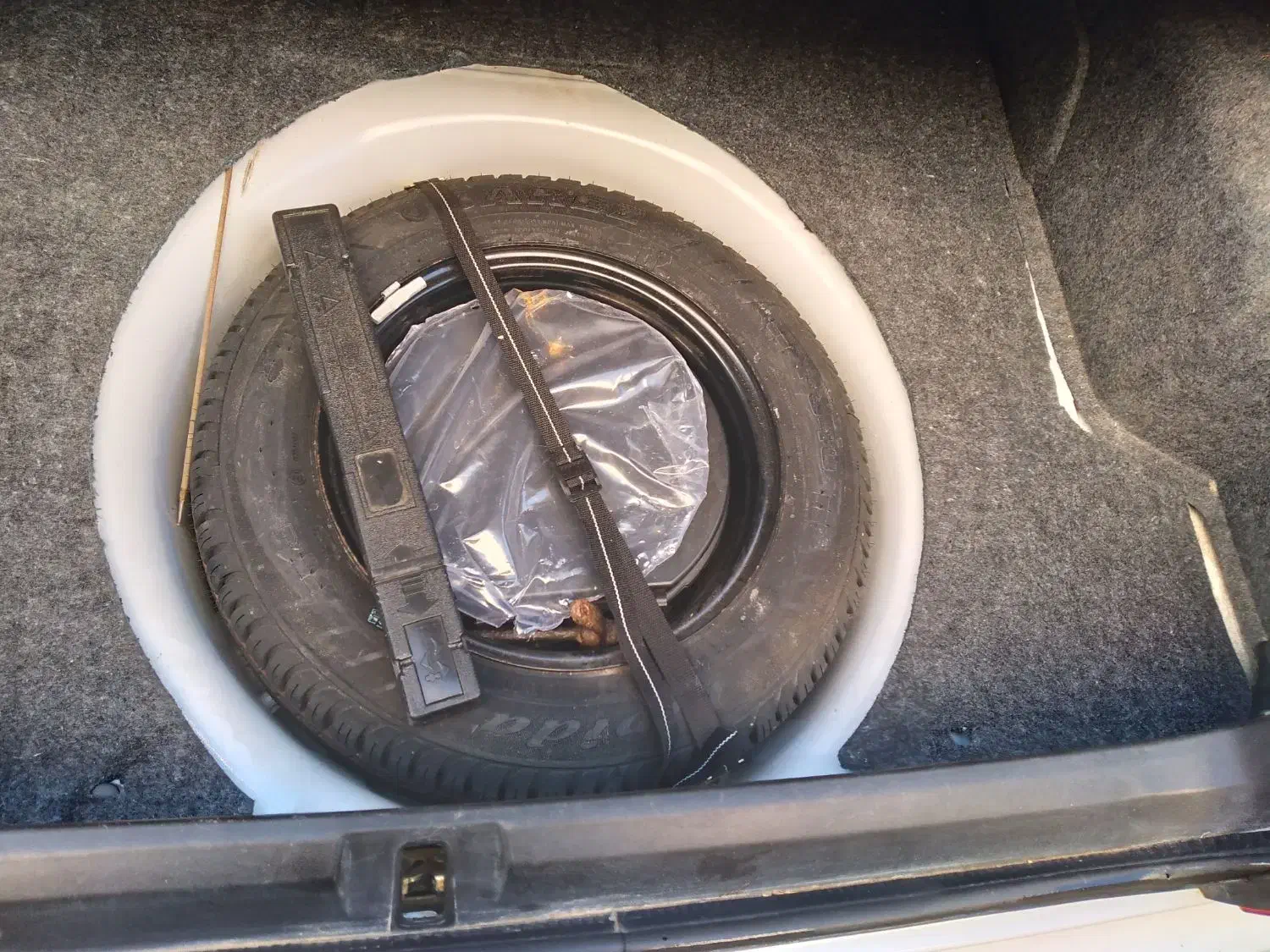 پژو پارس 1401 موتور جدید بی رنگ مشابه صفر|خودرو سواری و وانت|اردبیل, |دیوار