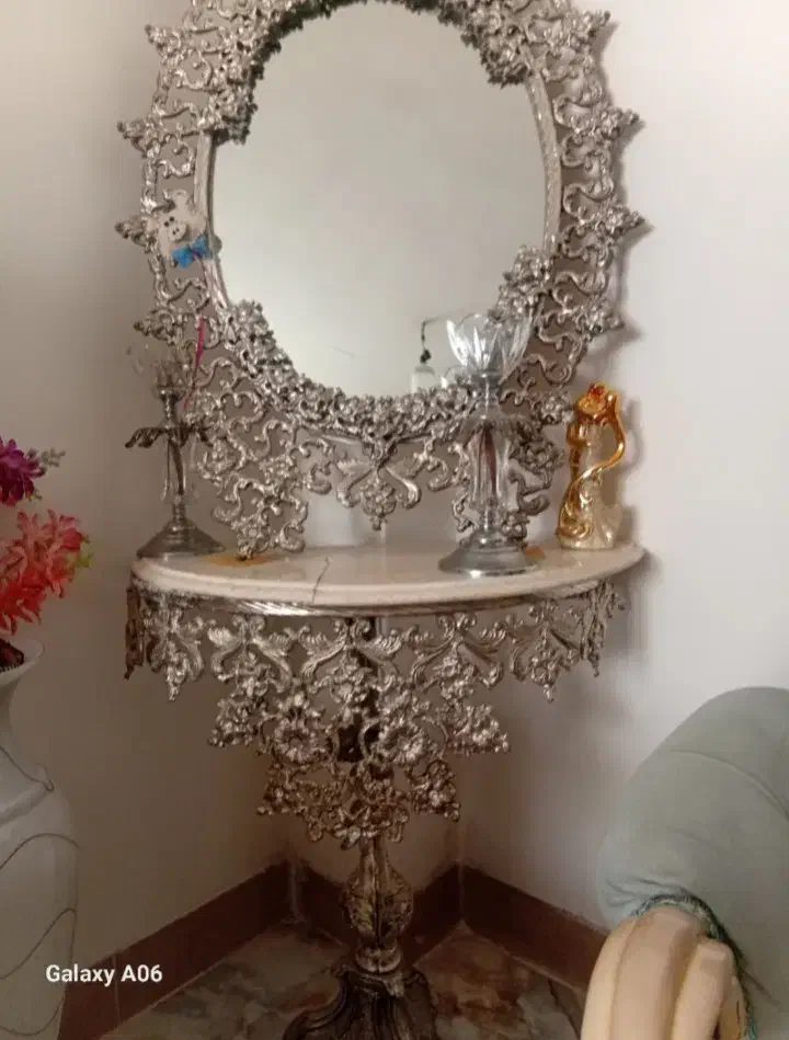 اینه و شمعدان و کنسول|آینه|ساری, |دیوار