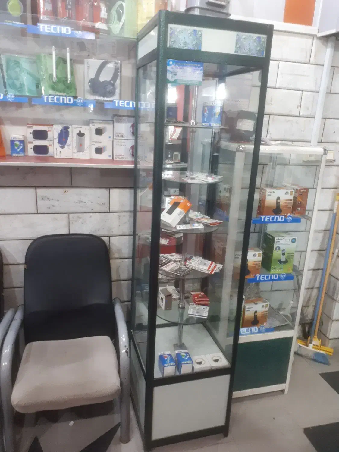 بوفه ایستاده ویترینی|بوفه، ویترین، کنسول|بندر ترکمن, |دیوار