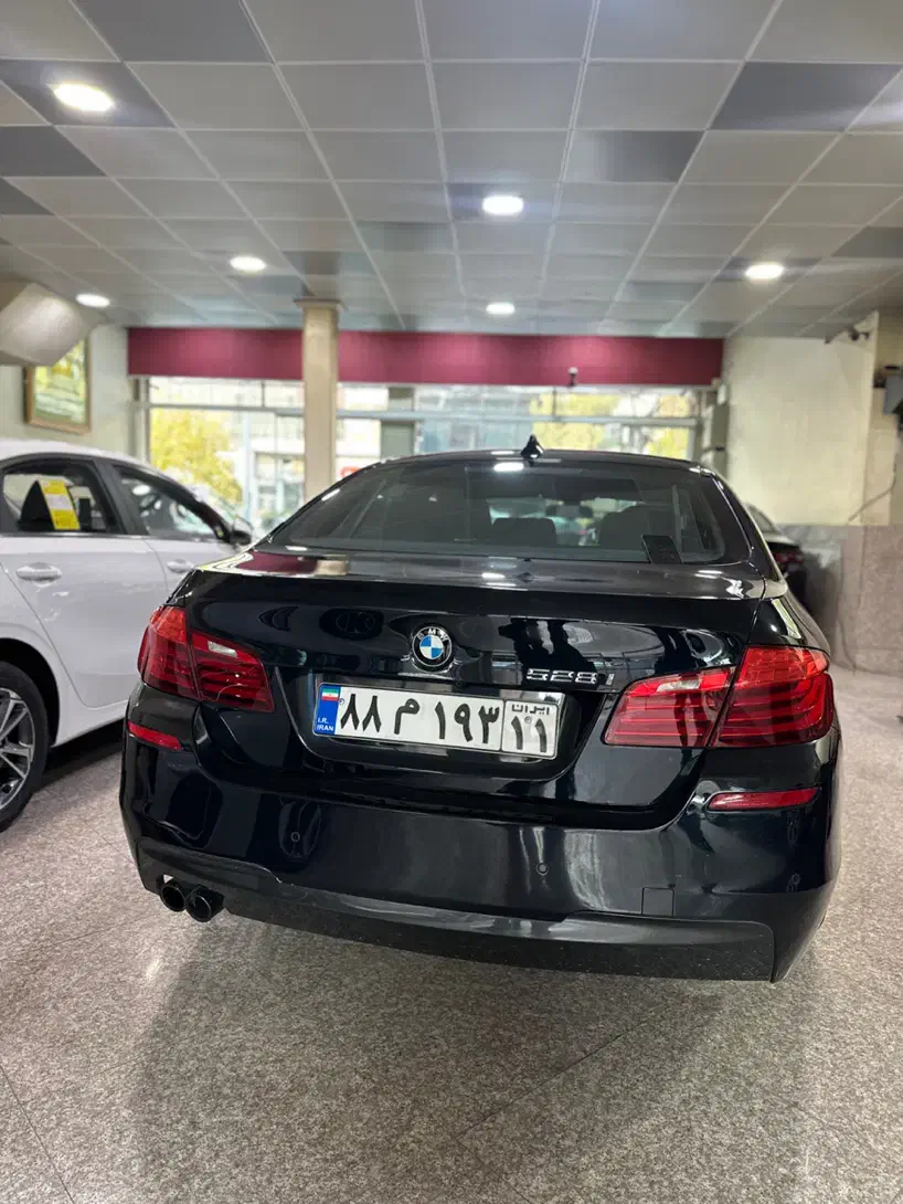 بی ام و ۵۲۸مدل ۲۰۱۵کربن بلک|خودرو سواری و وانت|تهران, سهروردی|دیوار