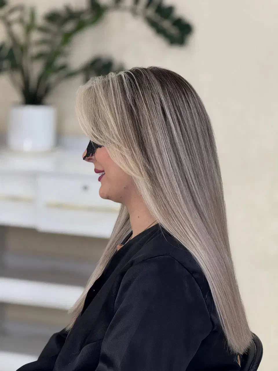 رنگ و لایت|خدمات آرایشگری و زیبایی|مبارکه, |دیوار