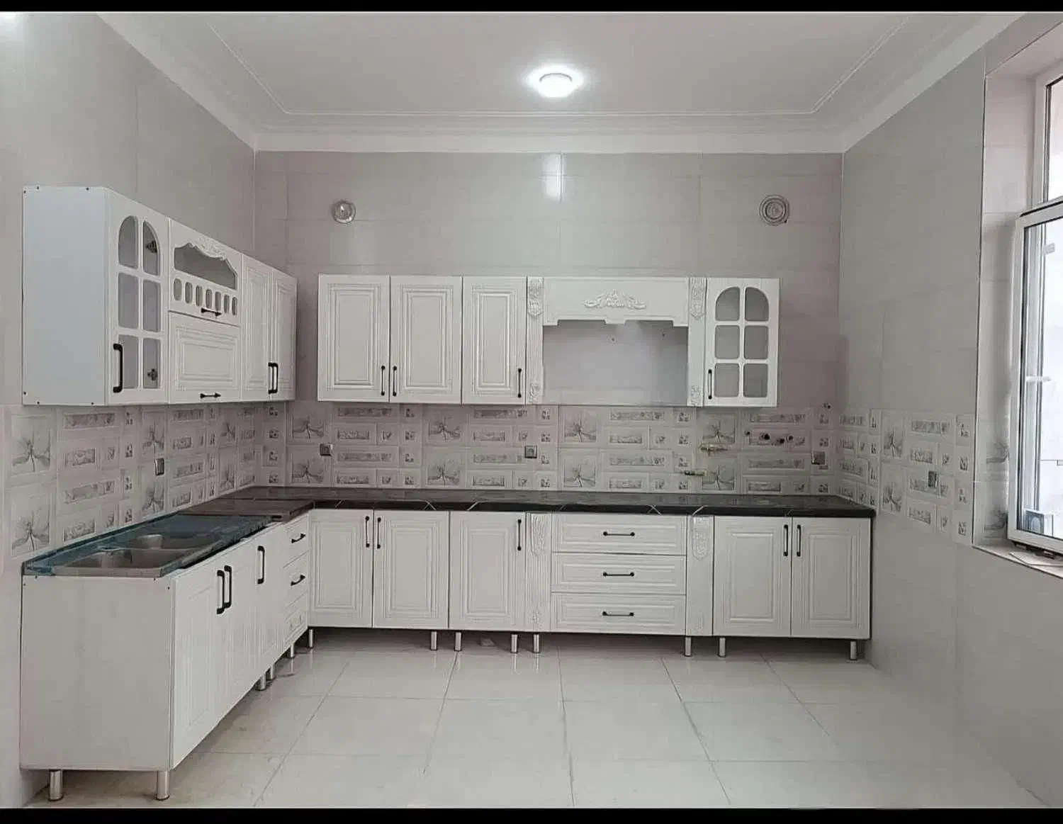 انــواع کابینت آماده تمام چوب -ممبران - mdf|مصالح و تجهیزات ساختمان|رزن, |دیوار