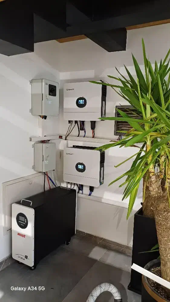 سیستم خورشیدی|خدمات پیشه و مهارت|بروجن, |دیوار