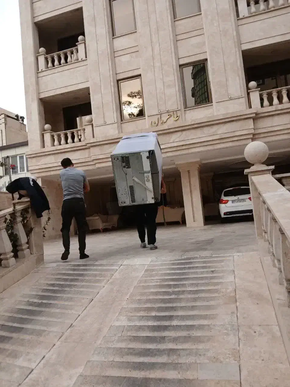 باربری حمل یخچال ساید گاوصندوق کارگر خالی|خدمات حمل و نقل|قم, صفاشهر|دیوار