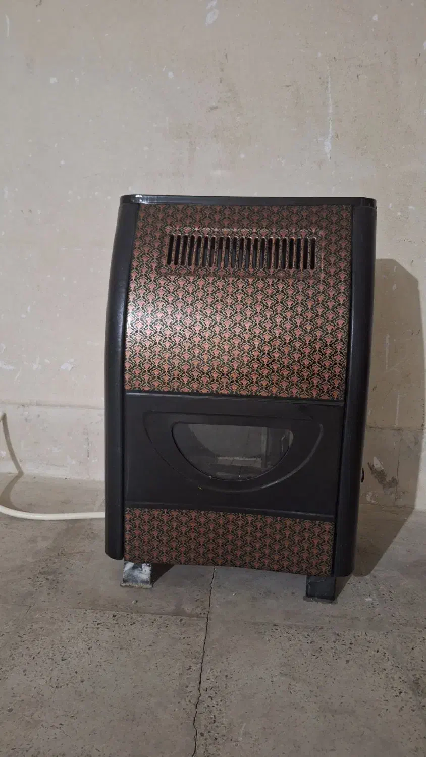 بخاری|بخاری، هیتر، شومینه|هشتگرد, هشتگرد قدیم|دیوار