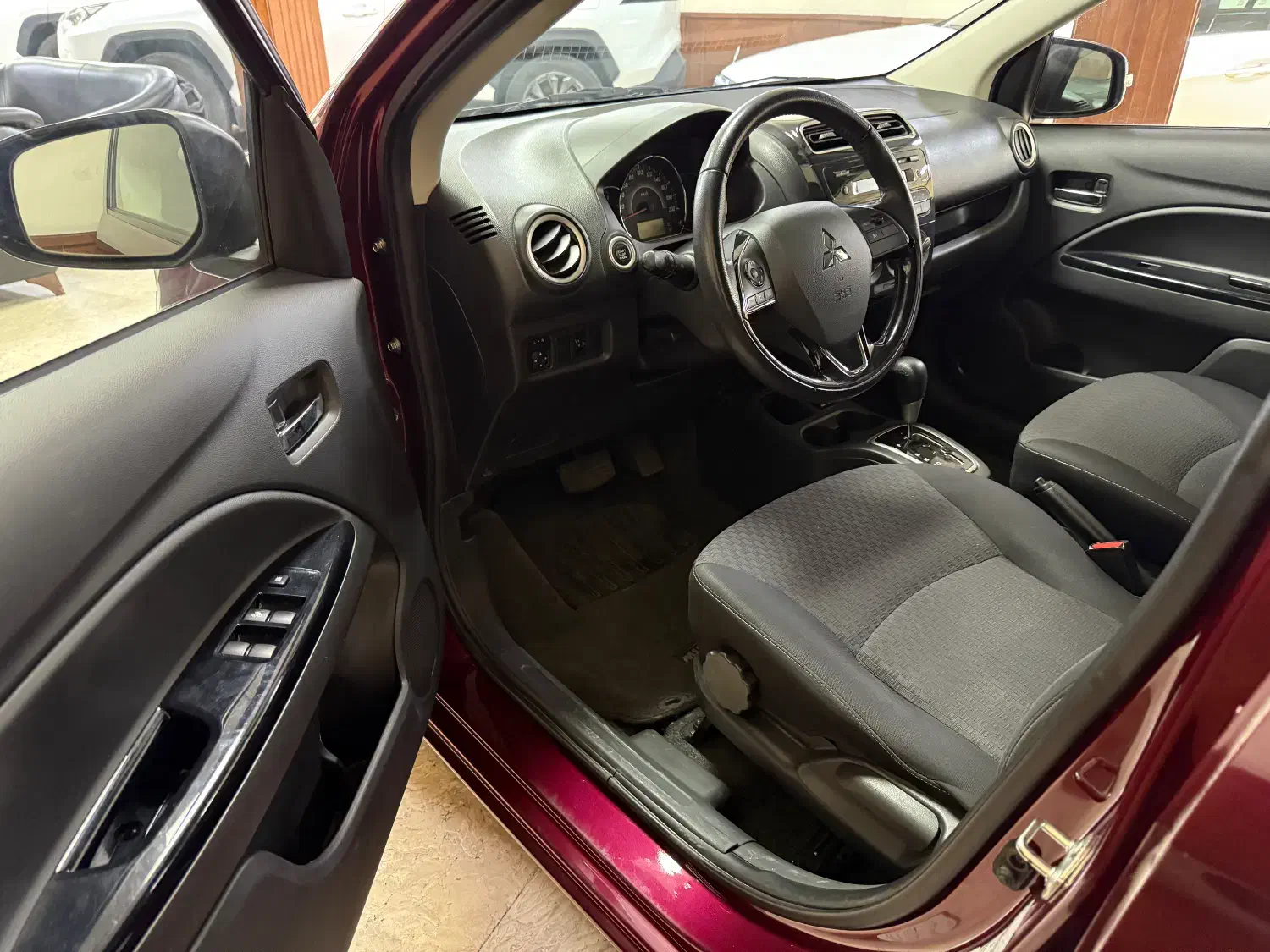 میتسوبیشی میراژ ۲۰۱۷|خودرو سواری و وانت|تهران, عباس‌آباد|دیوار