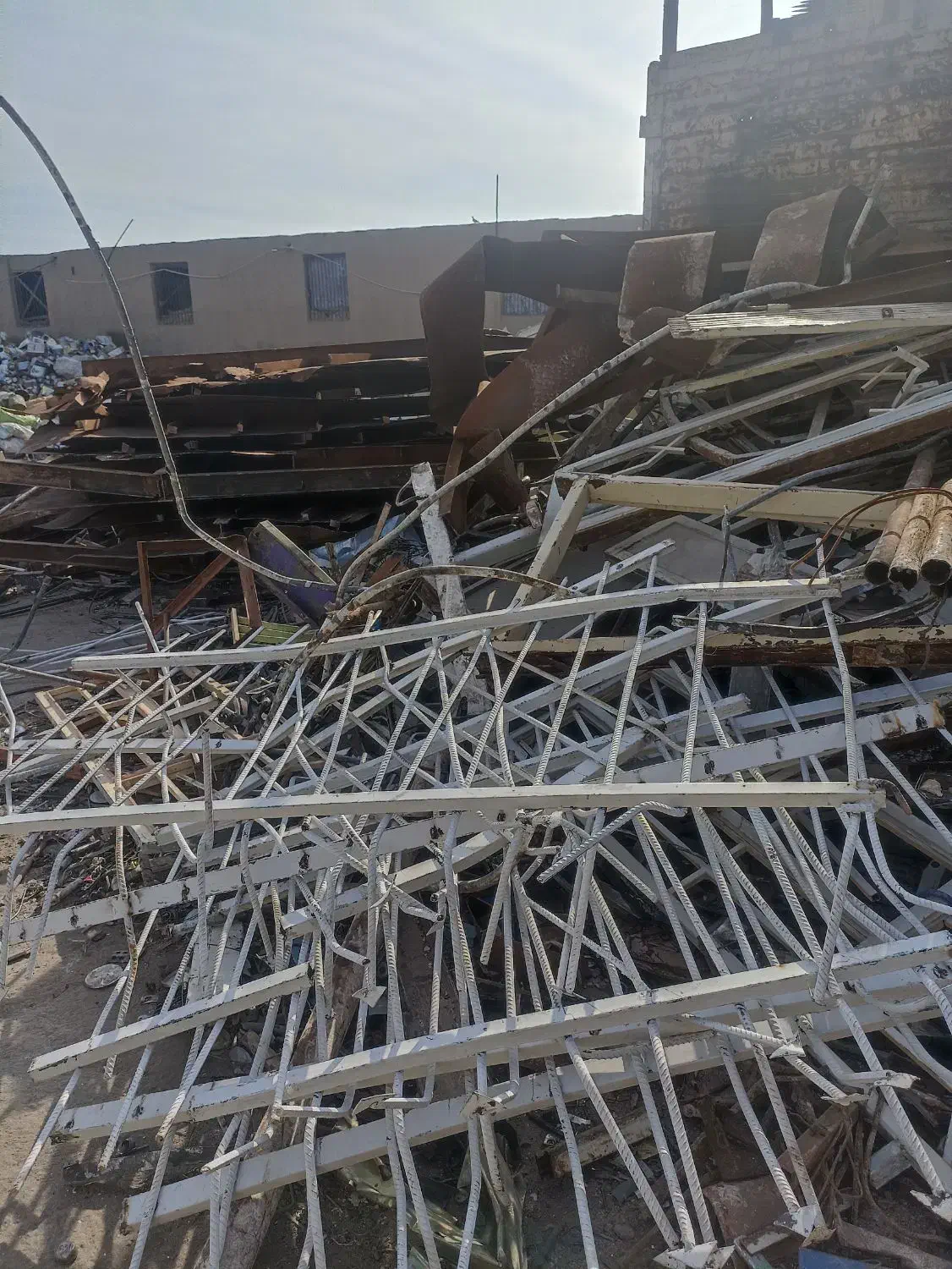 خریدار فروش آهن آلات ضایعات|عمده‌فروشی|قم, صفائیه|دیوار