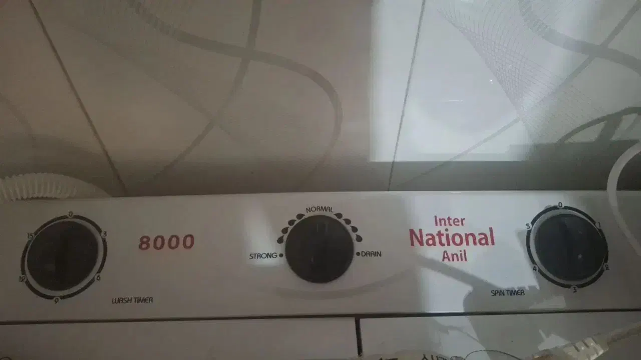 کهنه شویی سالم نو هست ۸کیلوگرم|ماشین لباسشویی و خشک‌کن لباس|شوط, |دیوار