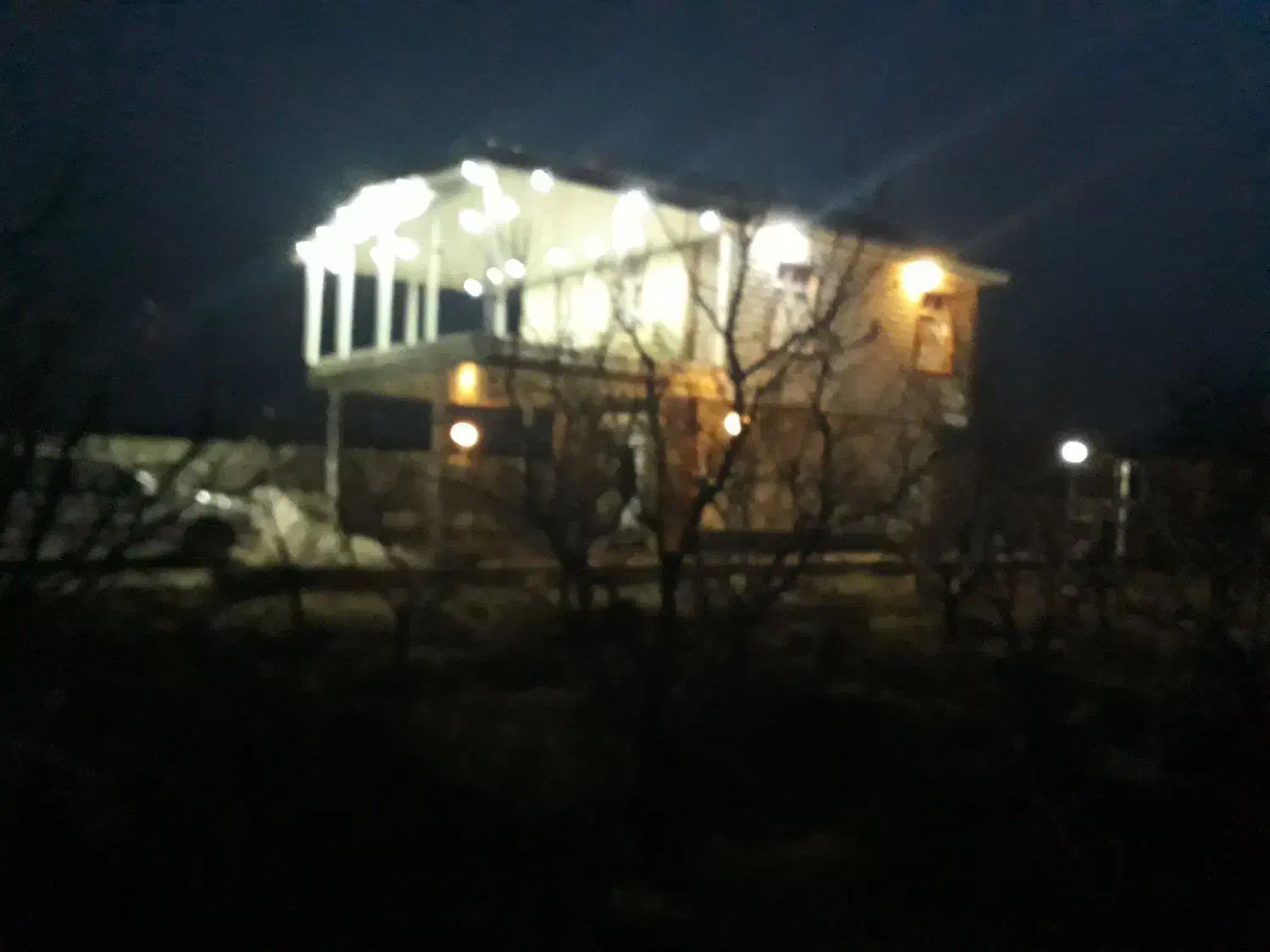 اجاره محوطه دیوارکشی شده با بنای نیاز به تعمیر ...|اجارهٔ دفتر صنعتی، کشاورزی، تجاری|شوط, |دیوار