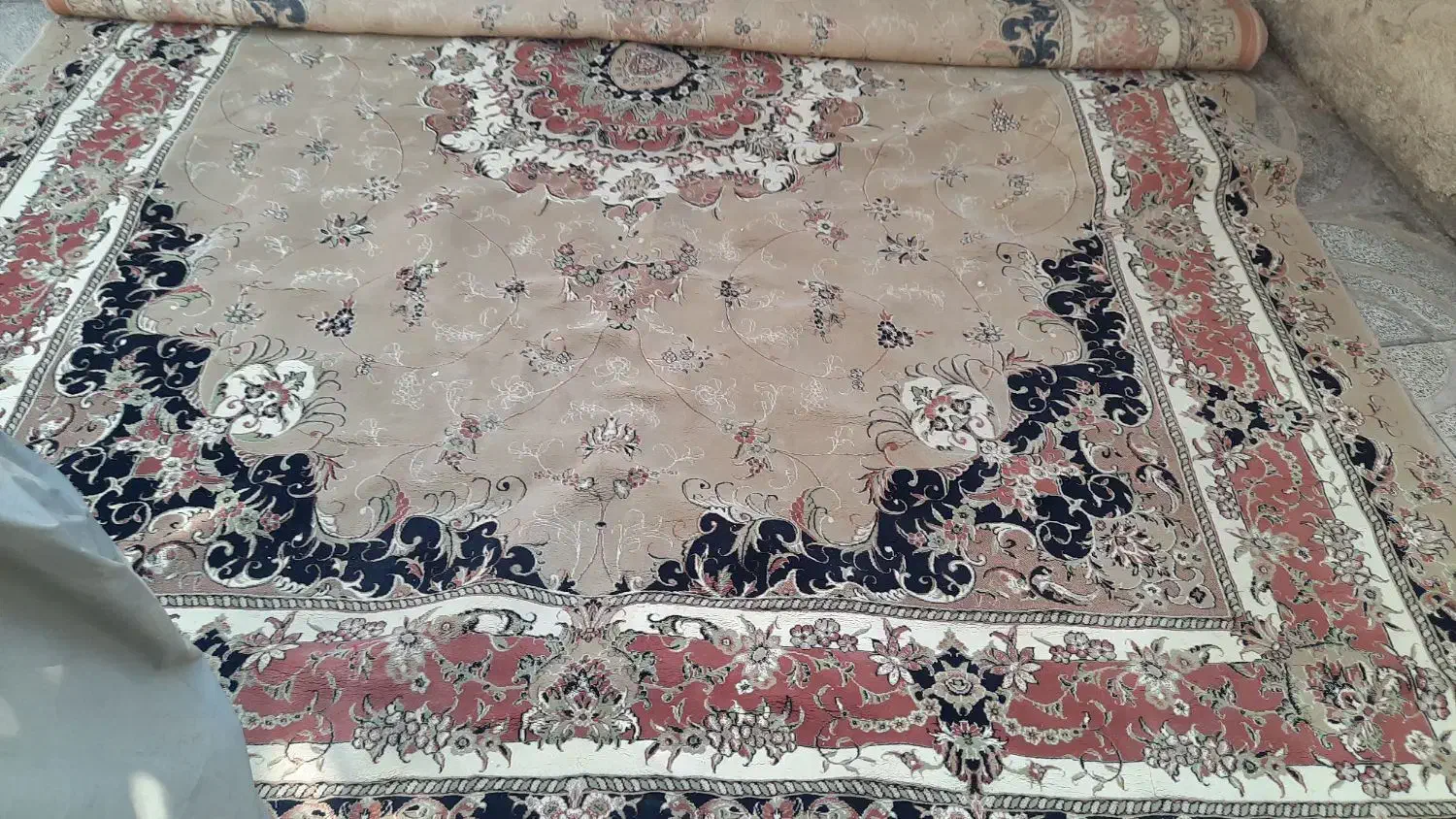 سه تخته فرش ۵۰۰شانه دوازده متری سالم رنگ گردویی|فرش|جوادآباد, |دیوار