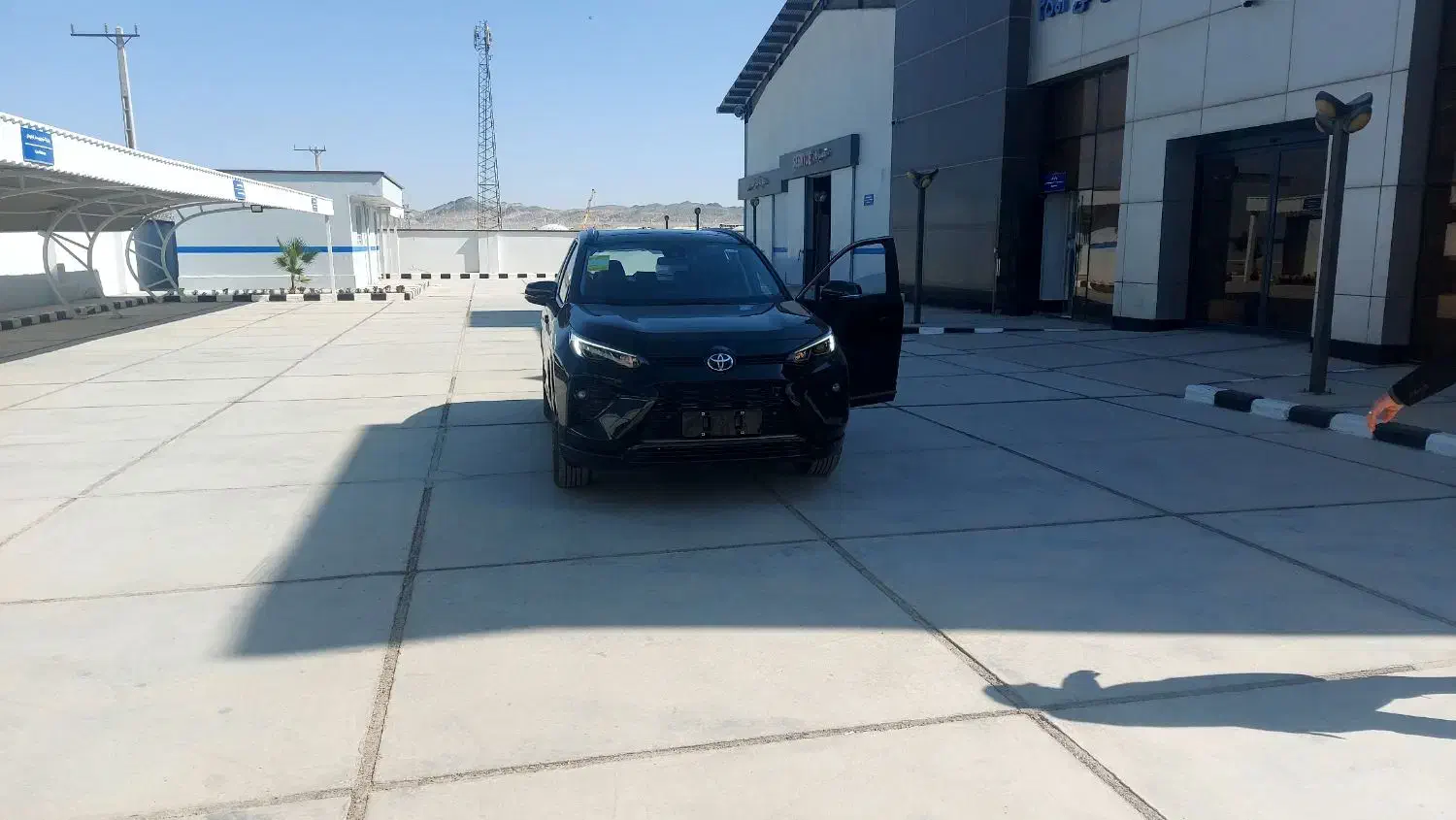 تویوتا وایلدلندر مشکی خشک|خودرو سواری و وانت|زاهدان, |دیوار