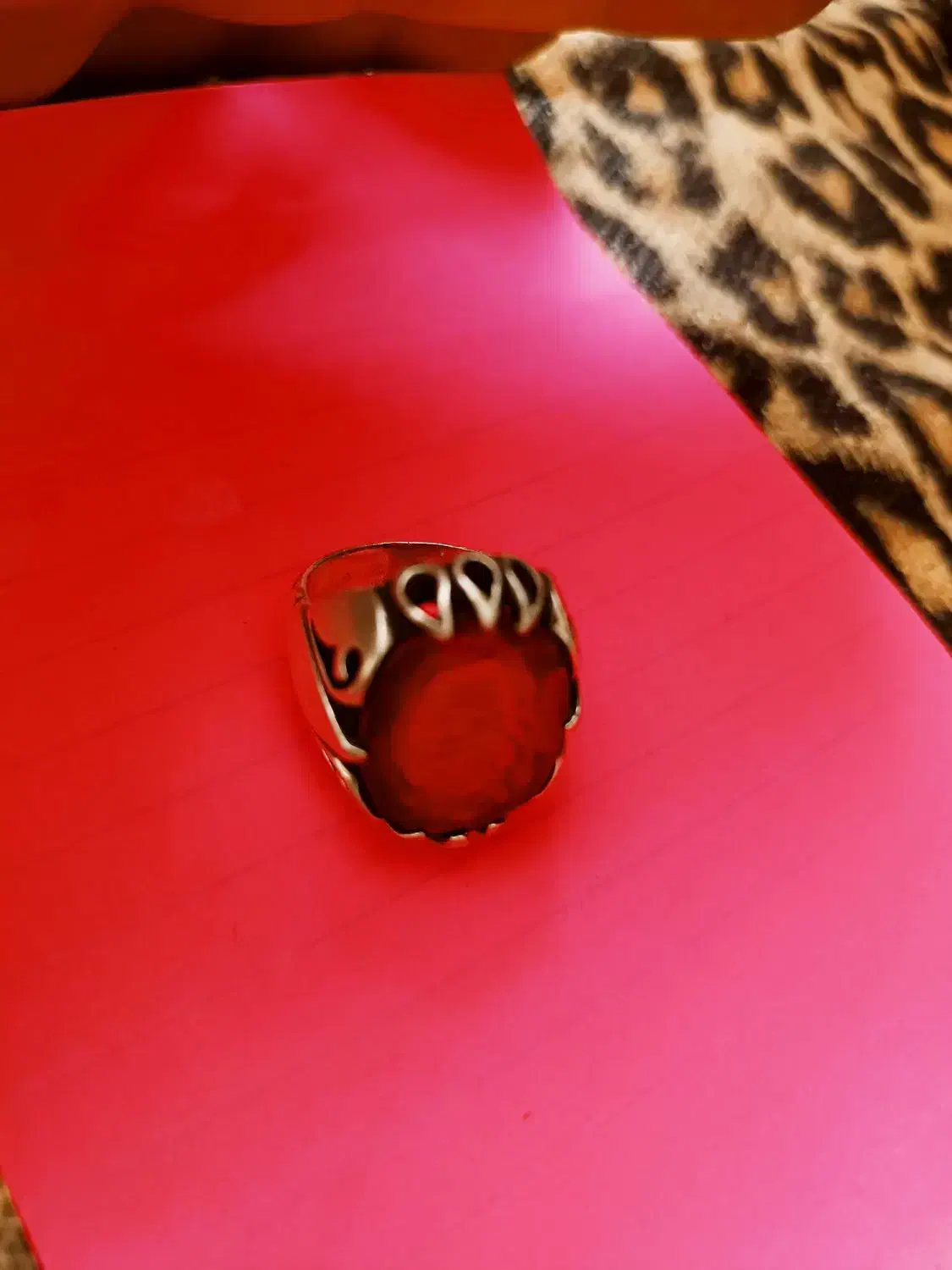 انگشتر یاقوت سنگین وزن|جواهرات|ارومیه, |دیوار