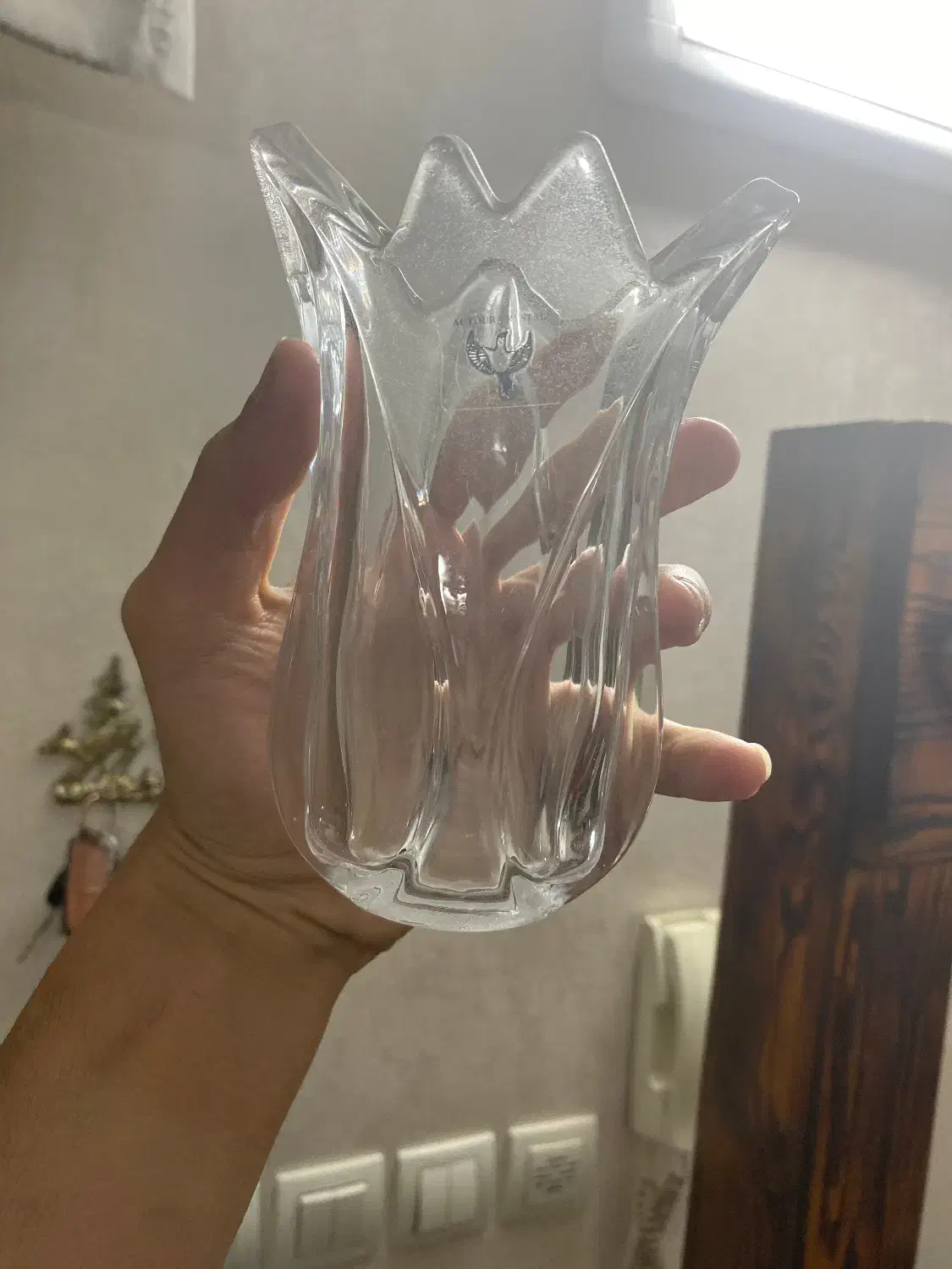 لاله لوستر|لوستر و چراغ آویز|پاکدشت, خاتون آباد|دیوار