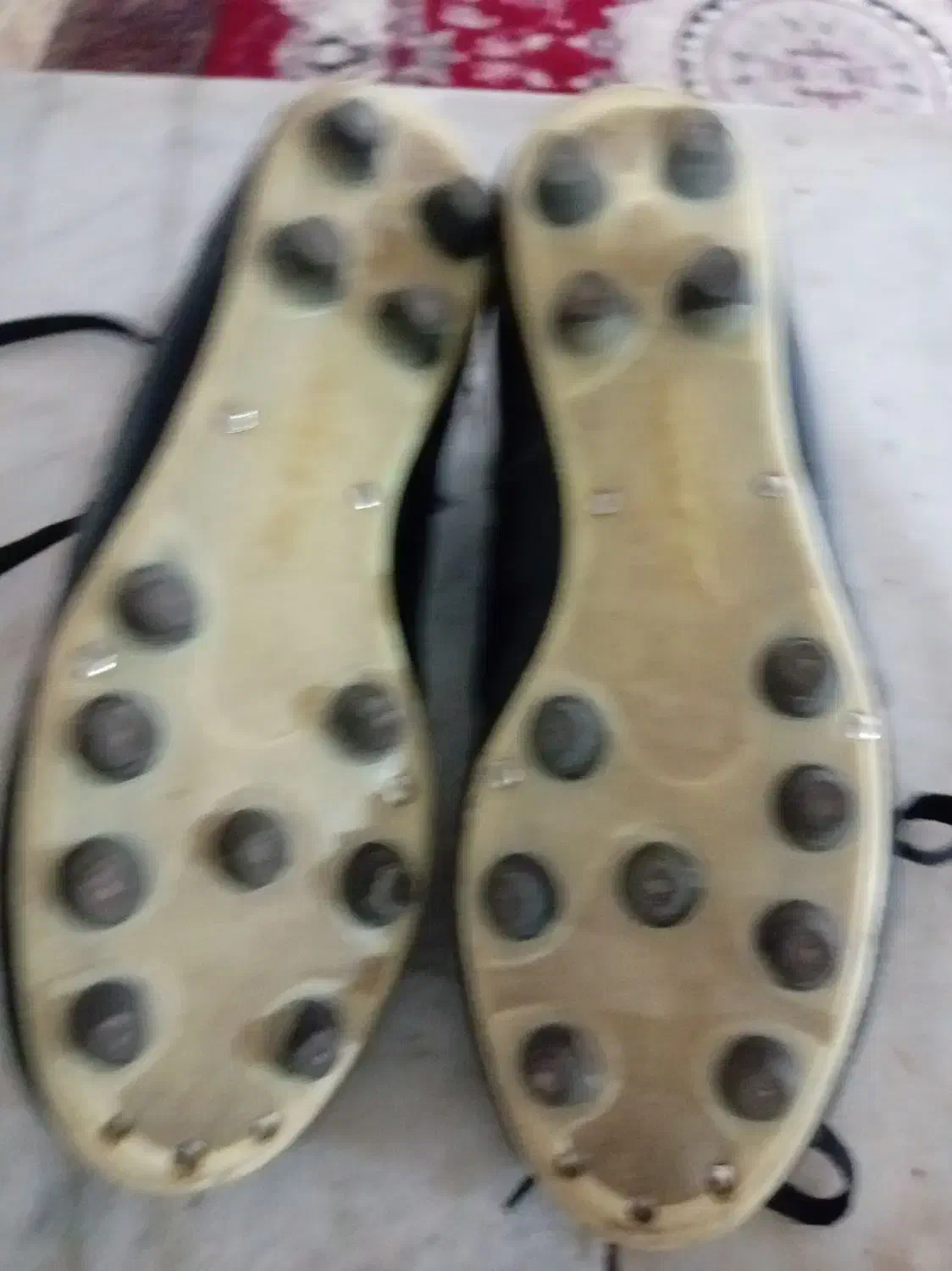 کفش فوتبالی چمن|کیف، کفش، کمربند|نیشابور, رنج آباد|دیوار