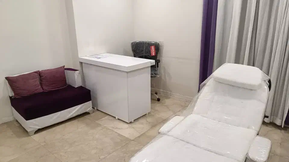 اجاره اتاق|اجارهٔ دفتر کار، اتاق اداری، مطب|اصفهان, سرچشمه|دیوار