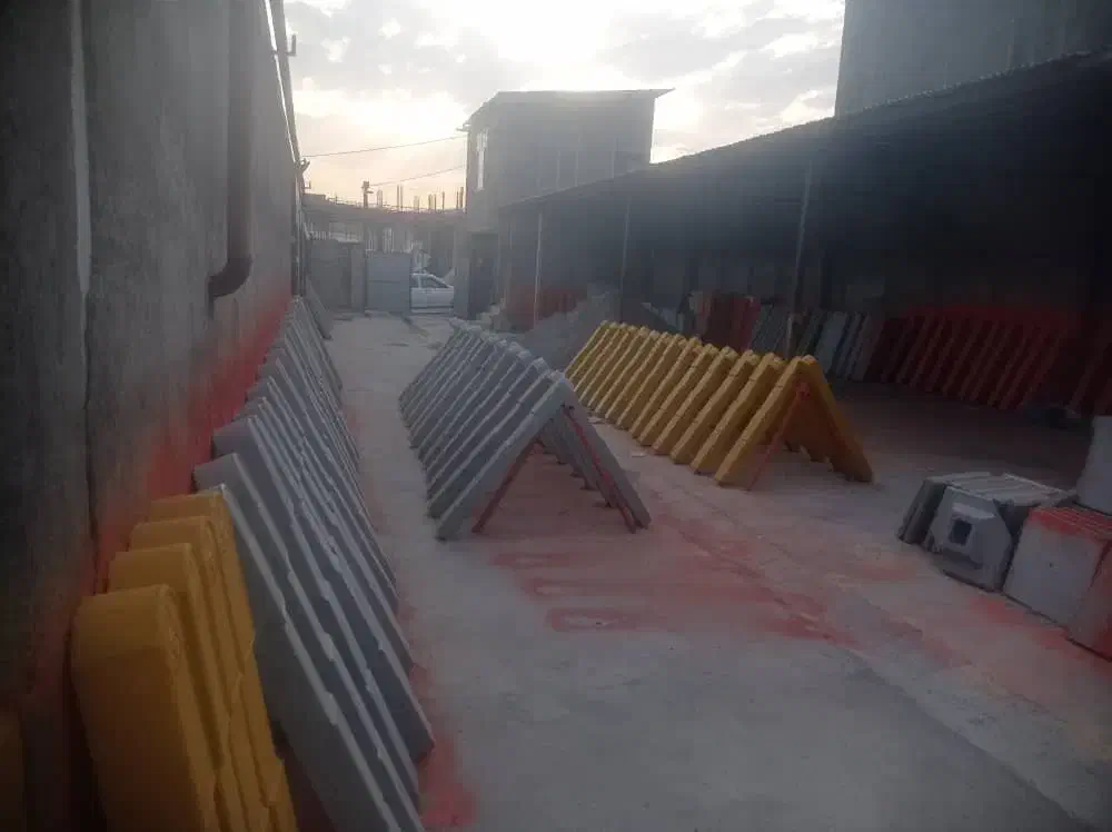 سوله|فروش دفتر صنعتی، کشاورزی، تجاری|میانه, |دیوار