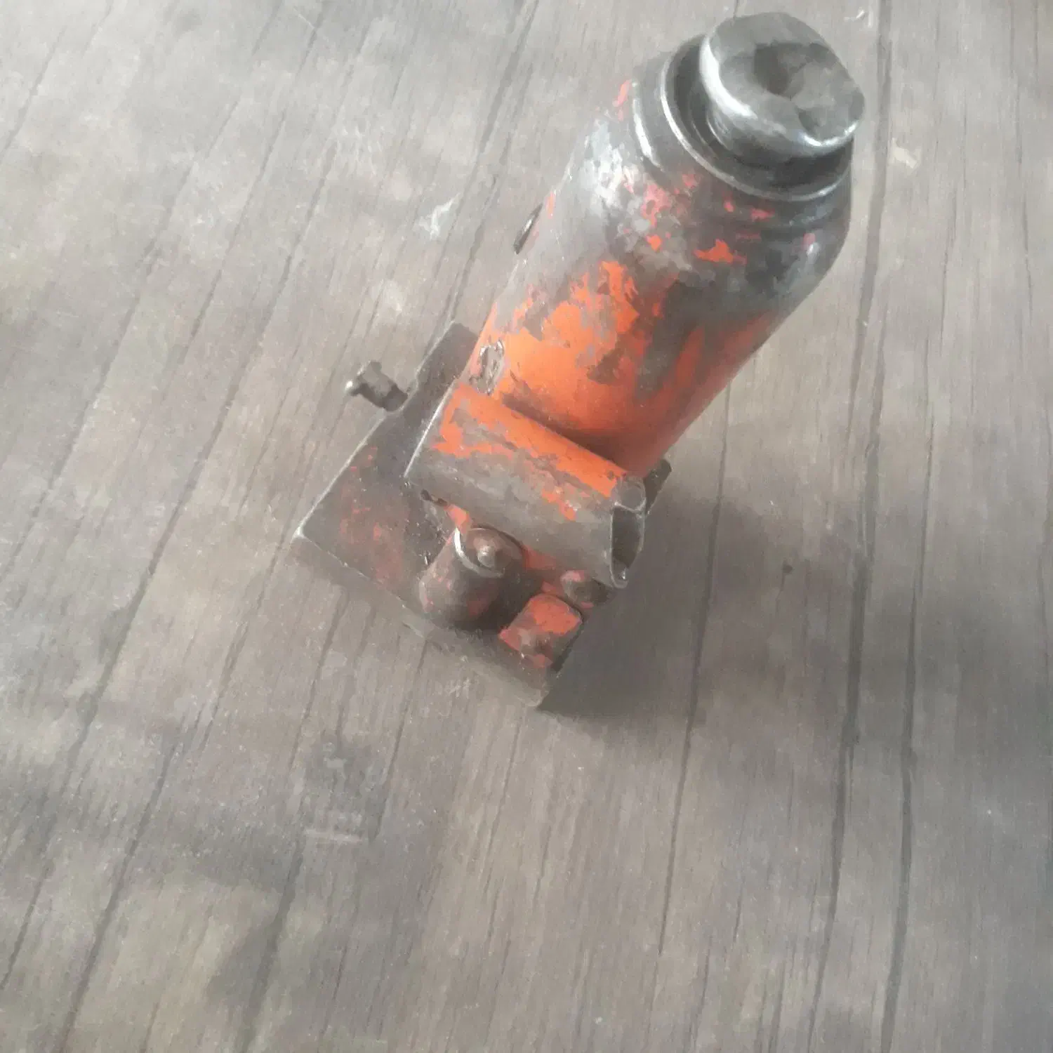 جک روغنی|قطعات یدکی و لوازم جانبی|اندیشه, شهرک صدف|دیوار