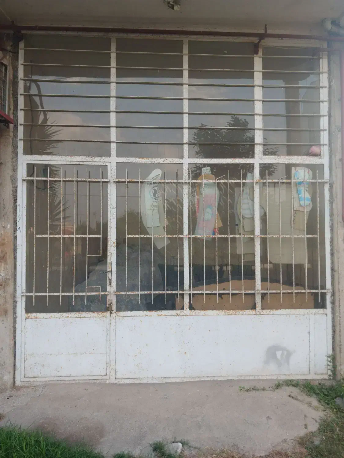 درب آهنی مغازه|مصالح و تجهیزات ساختمان|گوراب زرمیخ, |دیوار