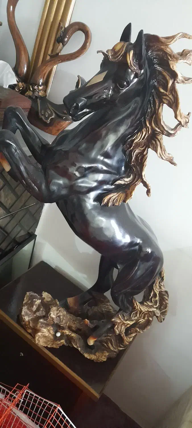 مجسمه|مجسمه، تندیس، ماکت|اردبیل, |دیوار