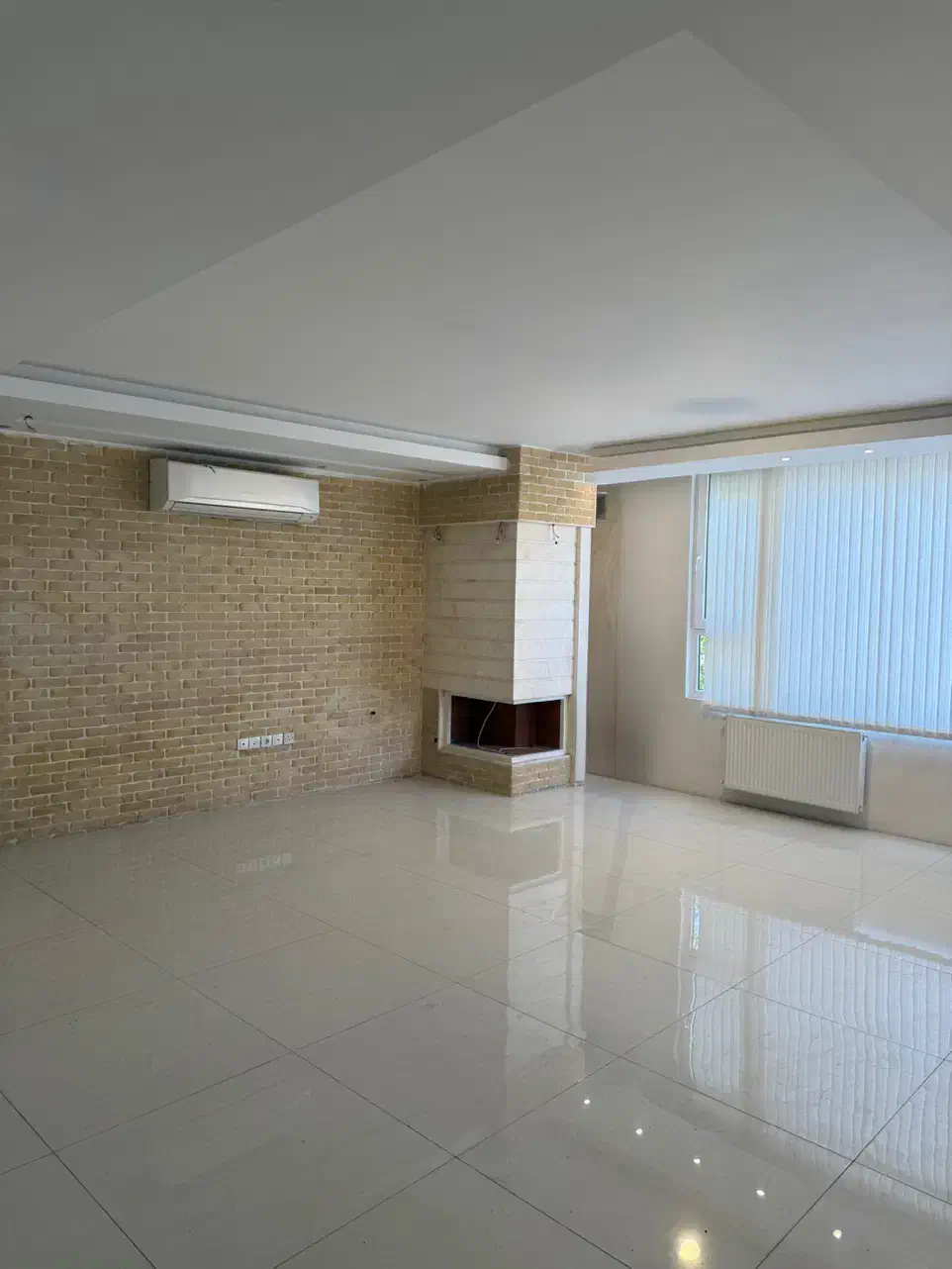 واحد ۲۰۰ متری سه خواب تک واحدی شیک آریا|اجارهٔ آپارتمان|شیراز, باغ تخت|دیوار