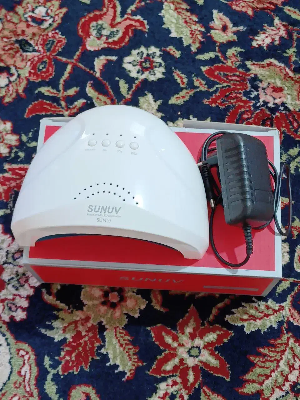 دستگاه کاشت ناخن|آرایشگاه و سالنهای زیبایی|کرمانشاه, |دیوار