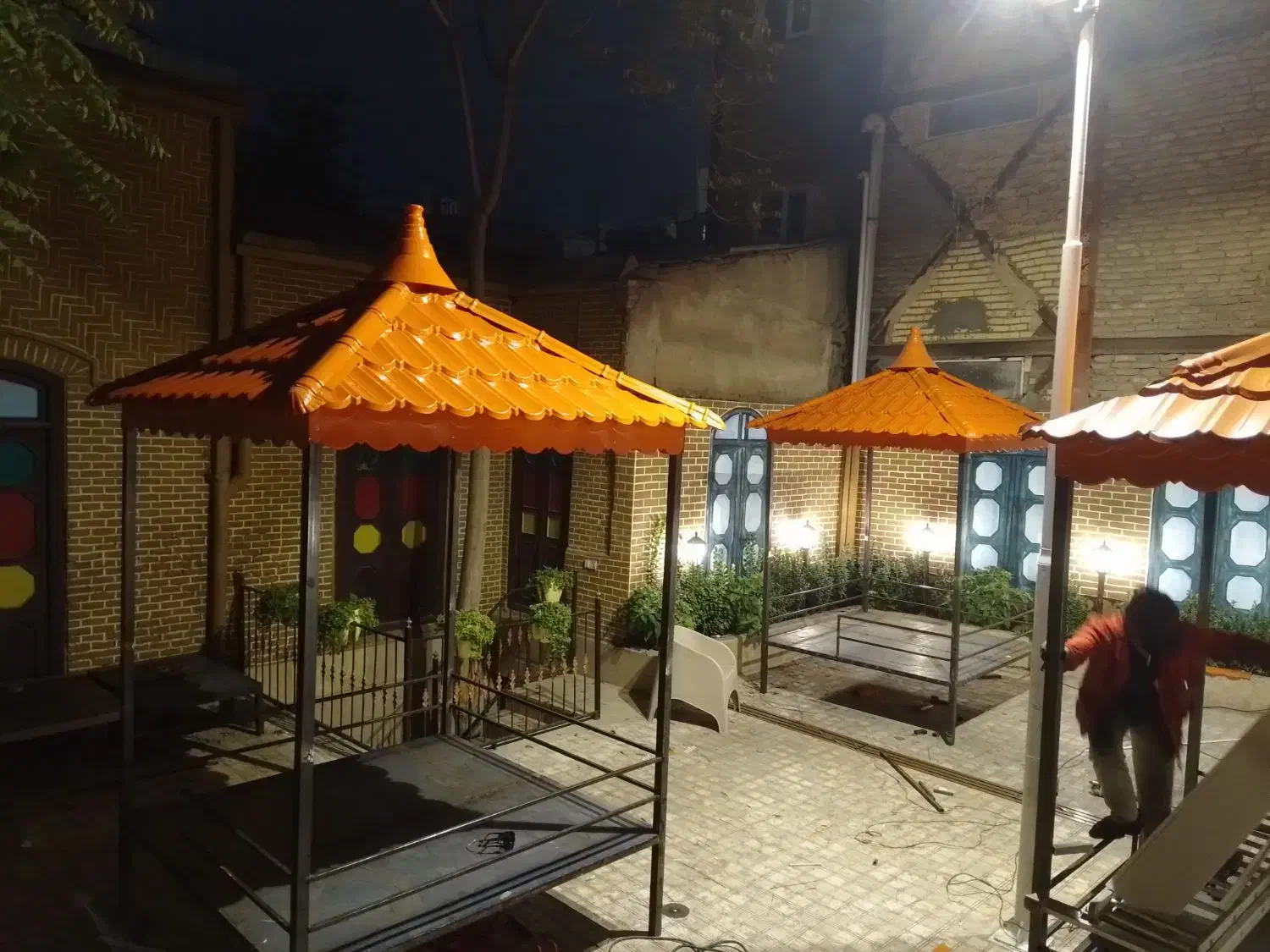 آلاچیق راه پله حفاظ نرده سقف سبک خرده کاری|خدمات پیشه و مهارت|تربتحیدریه, شهرک ولیعصر|دیوار