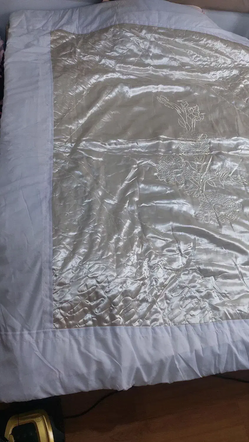 لحاف دو نفره در حد صفر|رختخواب، بالش، پتو|اردبیل, |دیوار