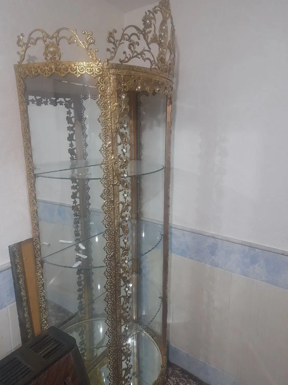 ویترین برنز درحد نو|بوفه، ویترین، کنسول|قم, علی آباد سعدگان|دیوار