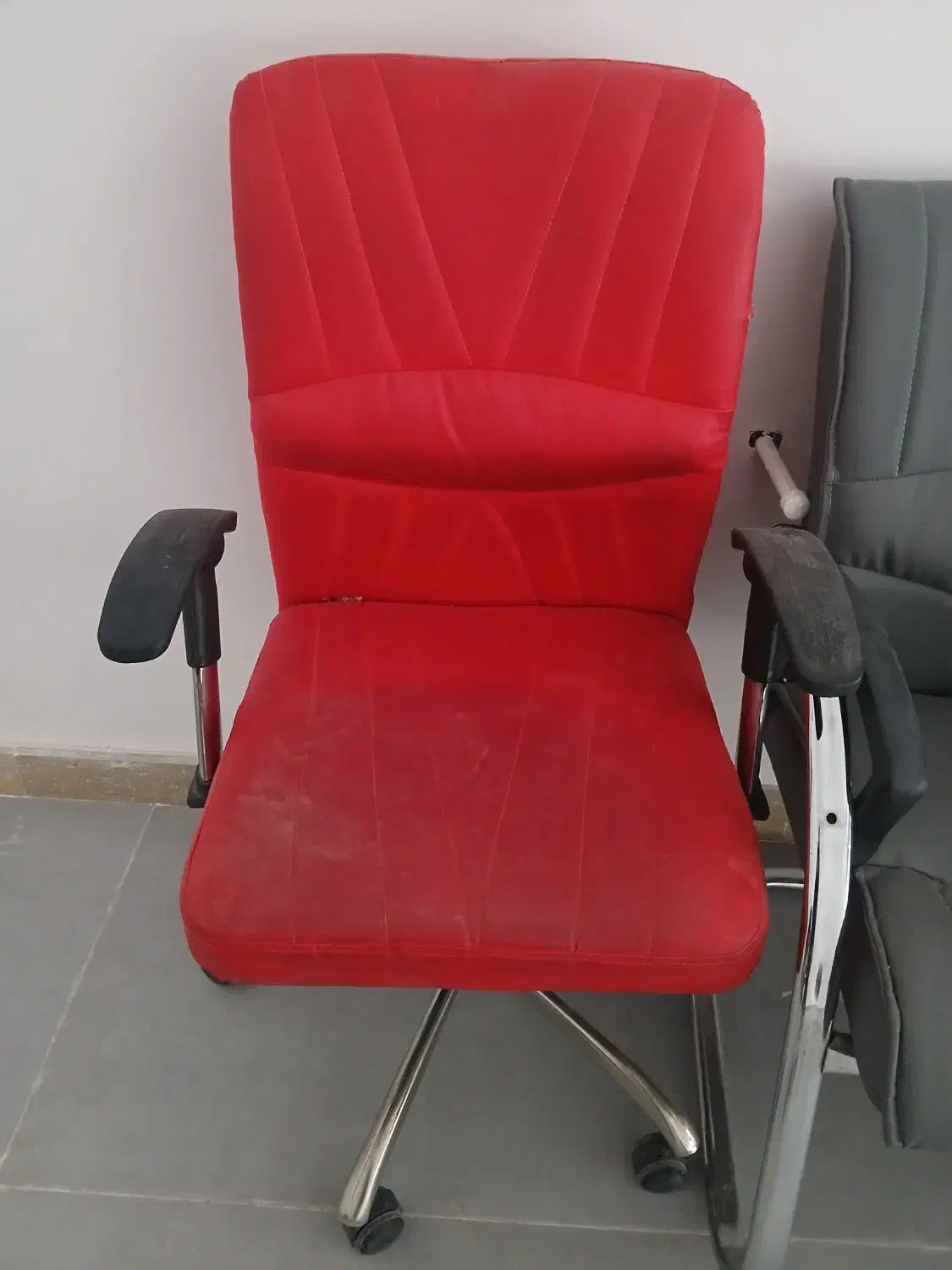 صندلی تحریر و اداری|صندلی و نیمکت|آبسرد, |دیوار