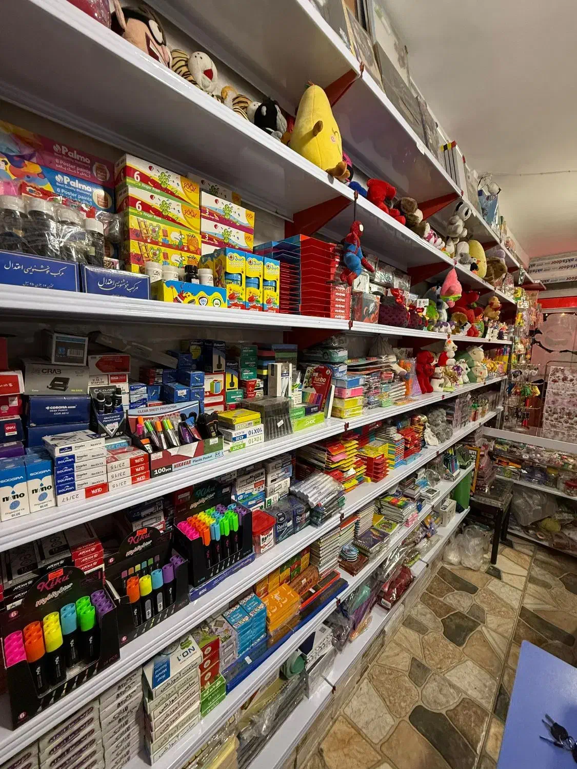 واگذاری فروشگاه لوازم تحریر با موقعیت عالی|فروشگاه و مغازه|کرمان, |دیوار