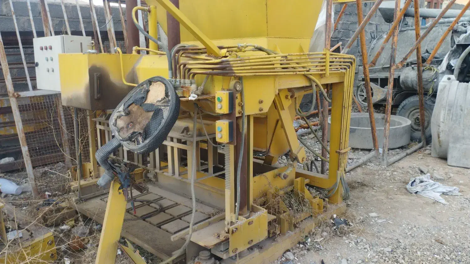 بلوک زن اتومات|ماشین‌آلات صنعتی|بوکان, |دیوار