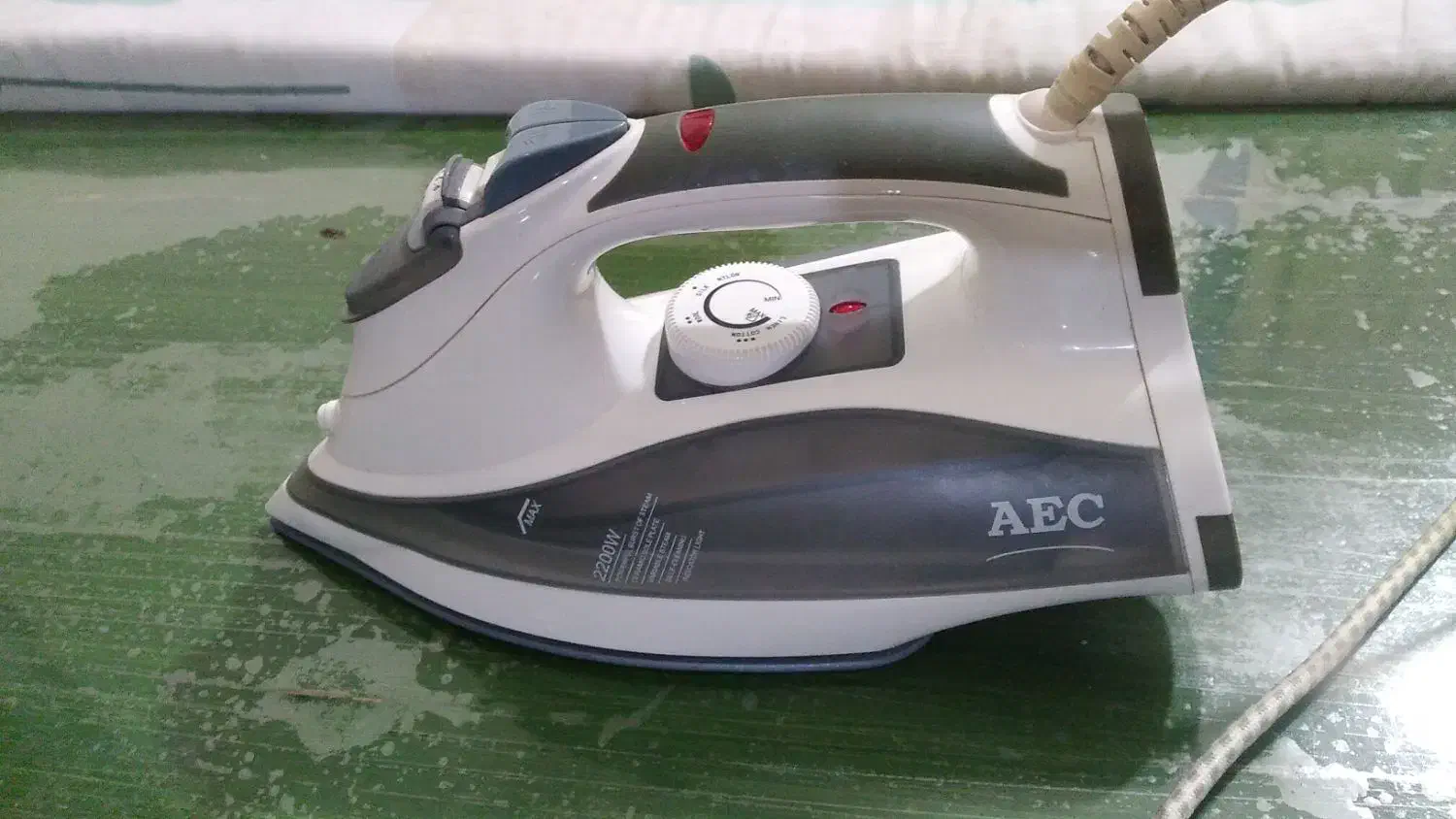 اتو بخار AEG|اتو و لوازم اتو|ملارد, |دیوار