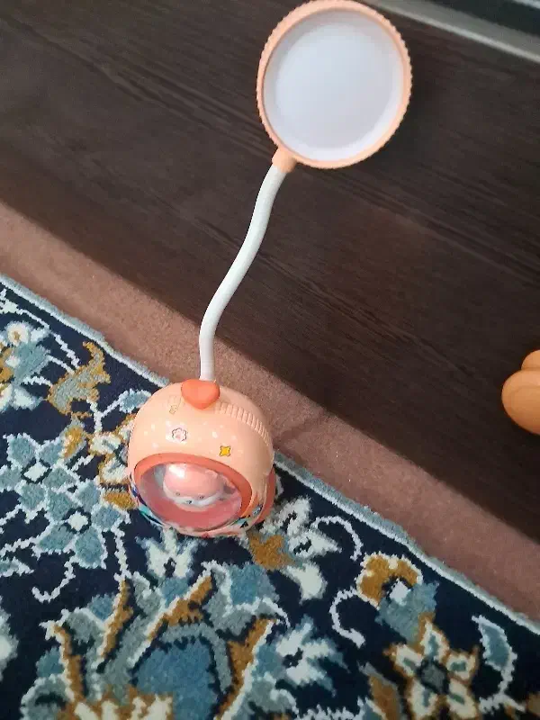 دوعدد شب خواب|چراغ خواب و آباژور|اندیشه, اندیشه فاز ۱|دیوار